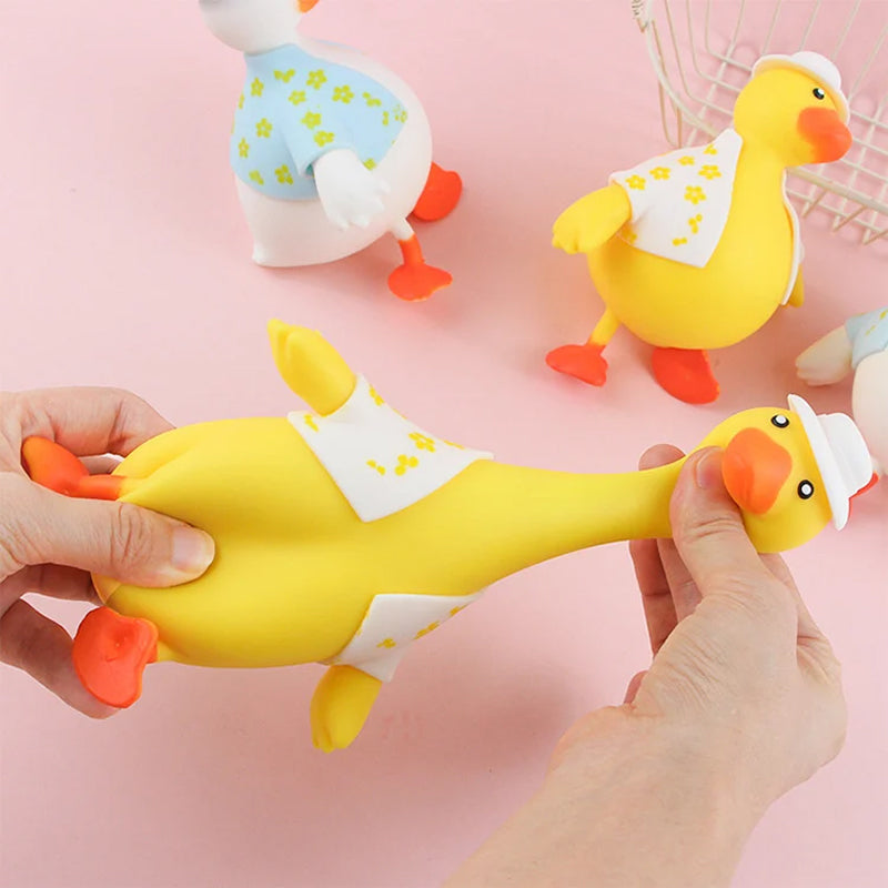 🐥Brinquedos anti-stress vestindo um pato